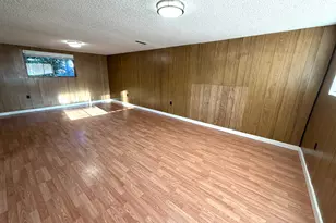 8629 S Vaquero Dr, Sandy, UT 84094 - Photo 23