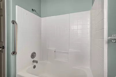 210 N Mall Dr #95, Saint George, UT 84790 - Photo 17
