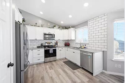 1042 S 970 St W, Tooele, UT 84074 - Photo 17