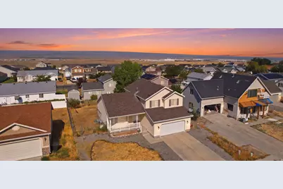 1042 S 970 St W, Tooele, UT 84074 - Photo 3