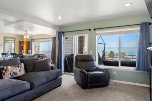 952 N Yacht Dr, Garden City, UT 84028 - Photo 7
