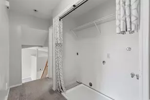 2645 N 1700 E, Layton, UT 84040 - Photo 15