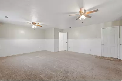 2645 N 1700 E, Layton, UT 84040 - Photo 17
