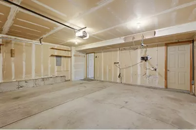 2645 N 1700 E, Layton, UT 84040 - Photo 27