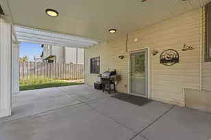 2645 N 1700 E, Layton, UT 84040 - Photo 23