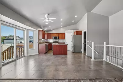 1018 W 1220 S, Tooele, UT 84074 - Photo 9