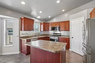 1018 W 1220 S, Tooele, UT 84074 - Photo 11