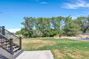 115 E 300 N, Nephi, UT 84648 - Photo 33