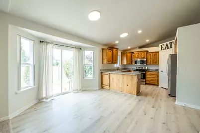 956 W Burro Way, Saratoga Springs, UT 84045 - Photo 13