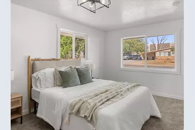 1087 N 125 W, Sunset, UT 84015 - Photo 11
