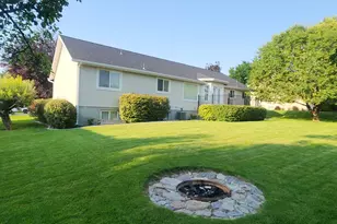 564 E 520 S, Smithfield, UT 84335 - Photo 3