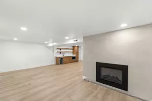 2242 E Kensington Ave S, Salt Lake City, UT 84108 - Photo 37