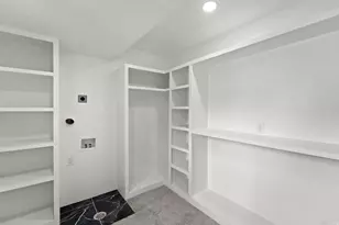 2242 E Kensington Ave S, Salt Lake City, UT 84108 - Photo 25
