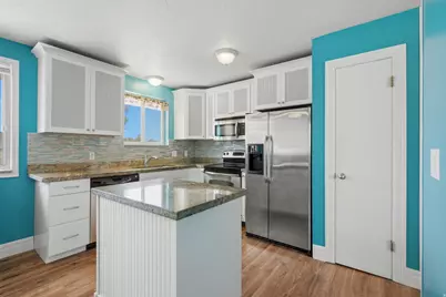 [Address not provided], Sandy, UT 84070 - Photo 9