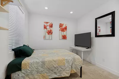 2779 W 725 N, Layton, UT 84041 - Photo 5
