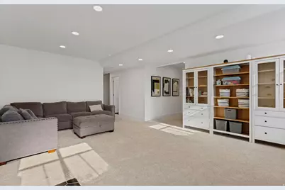 2779 W 725 N, Layton, UT 84041 - Photo 9
