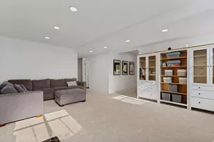 2779 W 725 N, Layton, UT 84041 - Photo 9