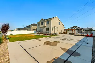 2779 W 725 N, Layton, UT 84041 - Photo 49