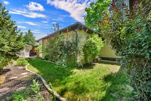 1433 E Estrellita Dr, Sandy, UT 84093 - Photo 47