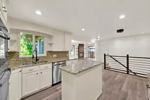 1433 E Estrellita Dr, Sandy, UT 84093 - Photo 9