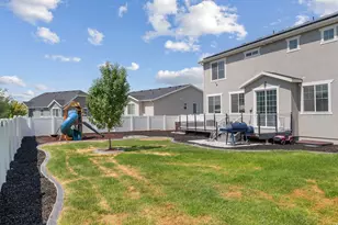 945 W Montaulk Ln, Stansbury Park, UT 84074 - Photo 33