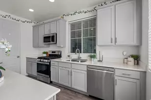 945 W Montaulk Ln, Stansbury Park, UT 84074 - Photo 9