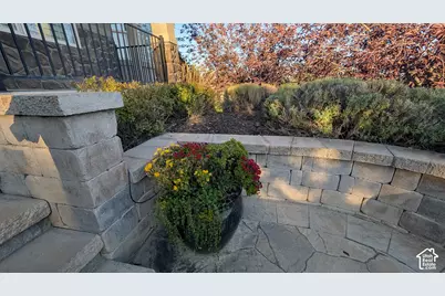 3926 W Farmingdale Ct S, South Jordan, UT 84009 - Photo 3