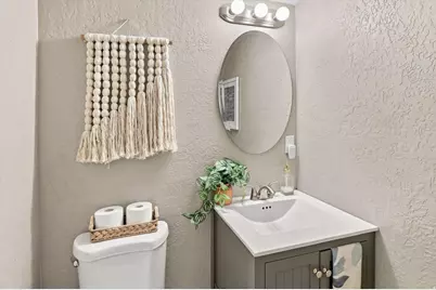 1378 Marilyn Dr, Syracuse, UT 84075 - Photo 27