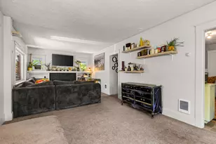 457 E 100 S, Provo, UT 84601 - Photo 11