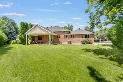 10354 N Hidden Oak Dr W, Highland, UT 84003 - Photo 5