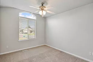 821 E 2050 S, Clearfield, UT 84015 - Photo 17