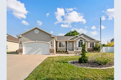 821 E 2050 S, Clearfield, UT 84015 - Photo 1
