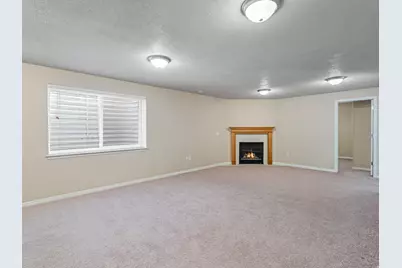 821 E 2050 S, Clearfield, UT 84015 - Photo 19