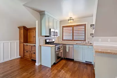 42 W Center St, Kaysville, UT 84037 - Photo 49