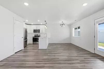 3447 W 3950 S, West Haven, UT 84401 - Photo 7