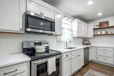 5997 S 2700 W, Roy, UT 84067 - Photo 17