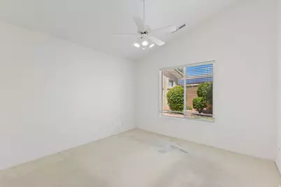 780 Lobo Ln, Washington, UT 84780 - Photo 23