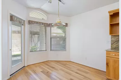 780 Lobo Ln, Washington, UT 84780 - Photo 9