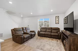 8585 W Bowie Dr, Magna, UT 84044 - Photo 13