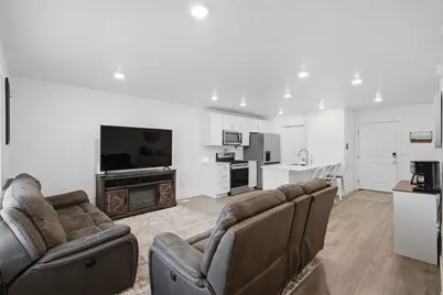8585 W Bowie Dr, Magna, UT 84044 - Photo 9