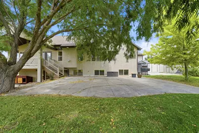 3323 W 1680 N, Clinton, UT 84015 - Photo 37