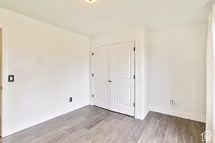 3323 W 1680 N, Clinton, UT 84015 - Photo 29