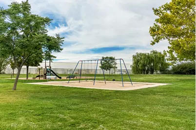 3323 W 1680 N, Clinton, UT 84015 - Photo 55