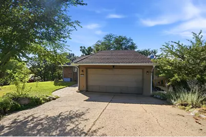 820 E 5600 S, South Ogden, UT 84405 - Photo 3