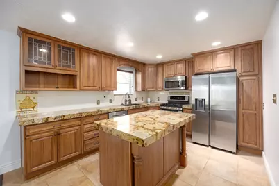 9739 S Laura Lane Dr, Sandy, UT 84092 - Photo 15