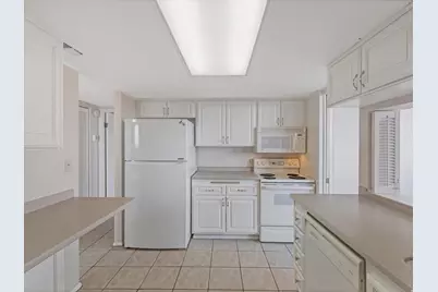 241 N Vine St W #306 E, Salt Lake City, UT 84103 - Photo 13