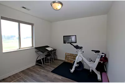 3459 W Princeville Dr S, Syracuse, UT 84075 - Photo 17