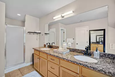 1462 E Tuscan Oak Way, Sandy, UT 84092 - Photo 17