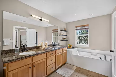 1462 E Tuscan Oak Way, Sandy, UT 84092 - Photo 17