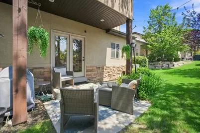 1462 E Tuscan Oak Way, Sandy, UT 84092 - Photo 5